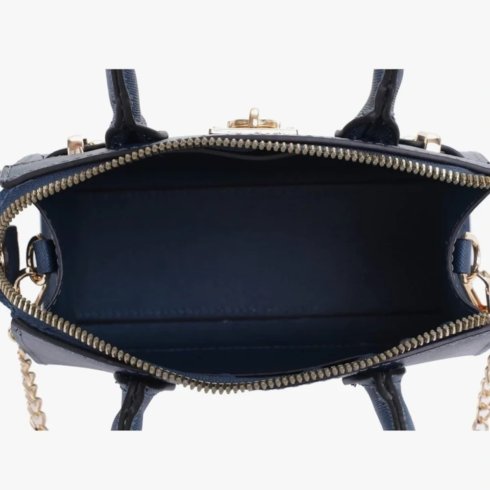 Little vegan leather bag with gold lock and top handle